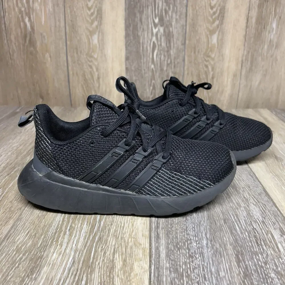 Adidas Youth US Size 5 Questar Flow Triple Black Running Sneaker Shoes G26774